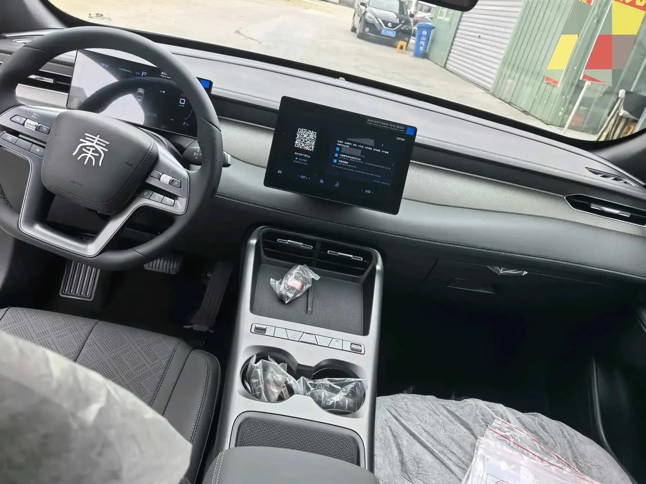 BYD 2026 Qin L DM-i 1.5 CVT 128km Entry-Level Automatic 8