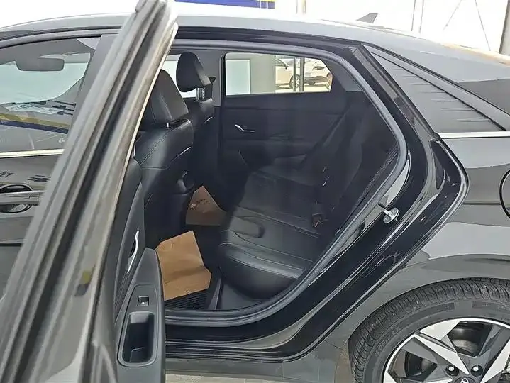 Elantra 2021 1.5L CVT GLX Elite Edition 11