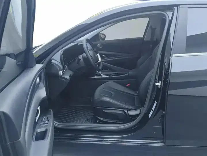 Elantra 2021 1.5L CVT GLX Elite Edition 9