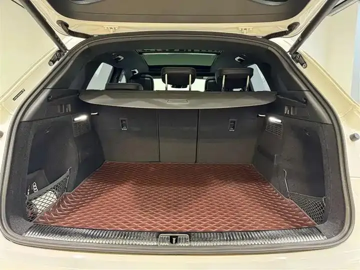 Audi Q5L 2025 40 TFSI luxury dynamic 12