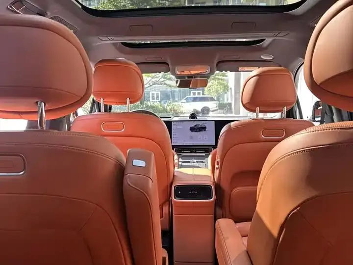 AITO M9 2024 extended range Ultra version 42kWh 6-seat version 10