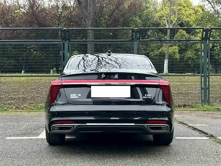 HongQi H5 2025 2.0T Auto Flag Chang Edition 11