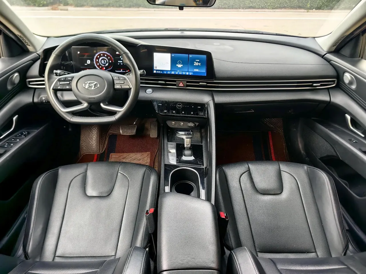 Elantra 2021 1.5L CVT Luxury Edition 12