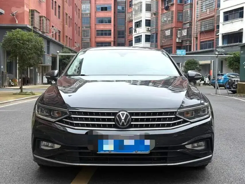 Volkswagen 2023 Magotan 2.0TSI 330TSI 2 Million Units Commemorative Edition Leading Model Automatic 2