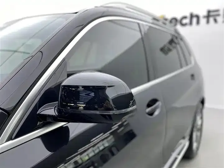 BMW X7 2023 xDrive40i Leading Luxury Suit 32