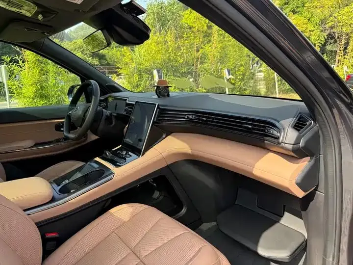 NIO ES8 2020 580KM six-seat version 13