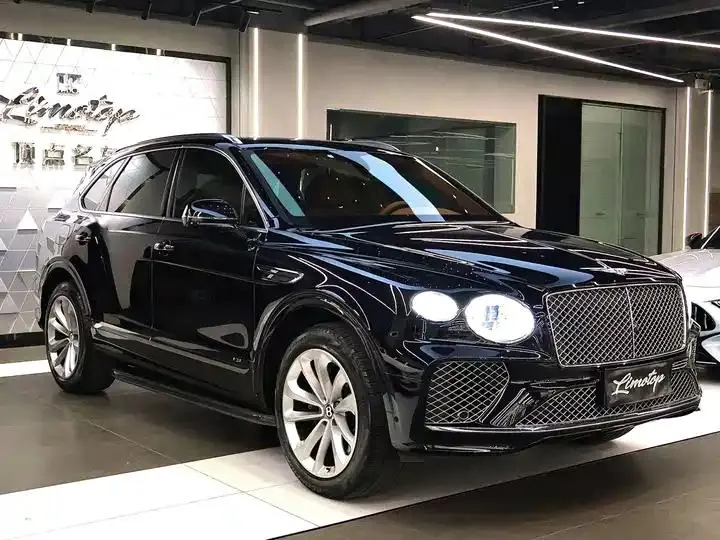 Add more 2021 4.0T V8 - View 1