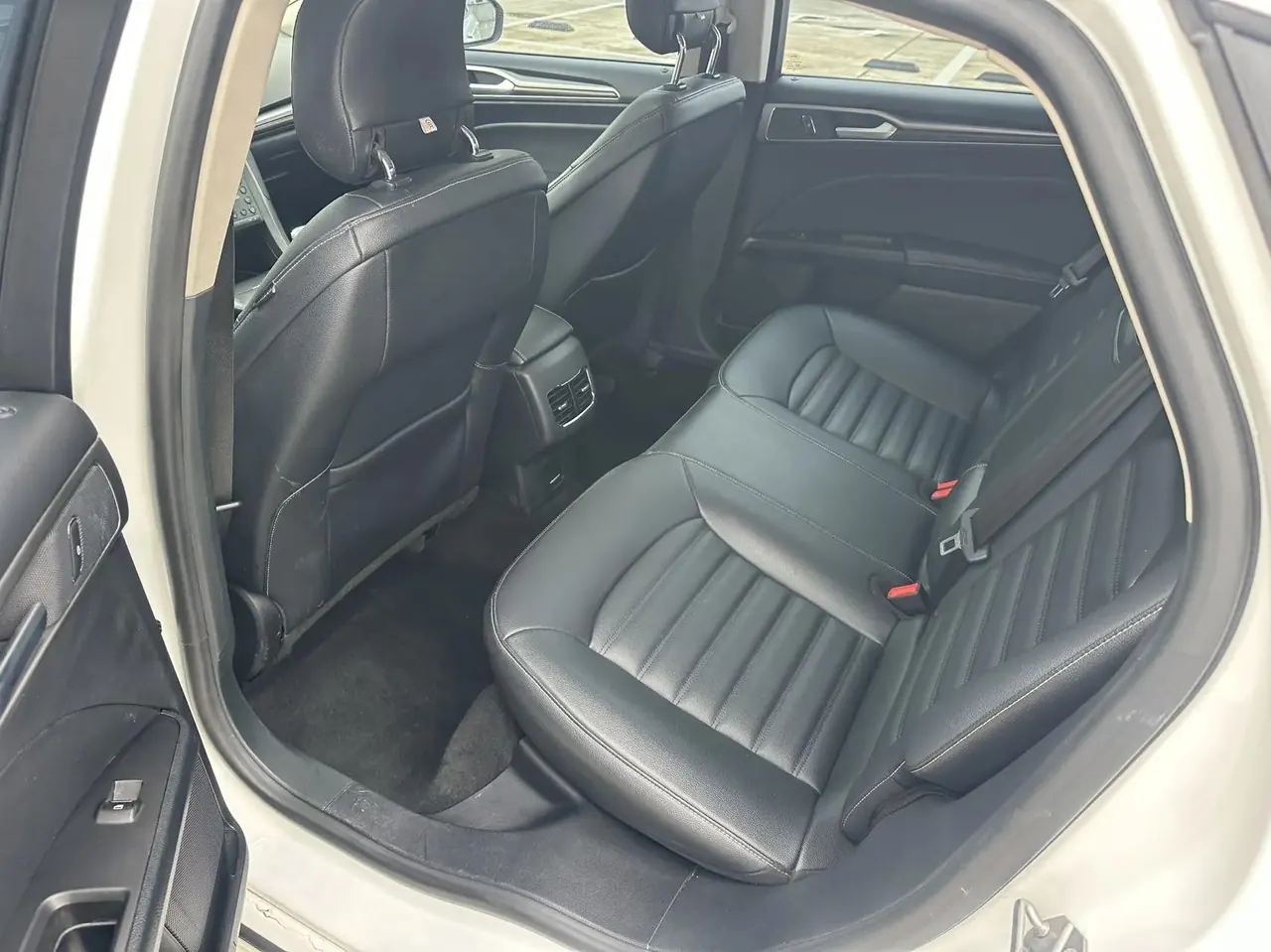 Mondeo 2018 EcoBoost 180 Intelligent Control Fashion Edition, China V Emission Standard 3