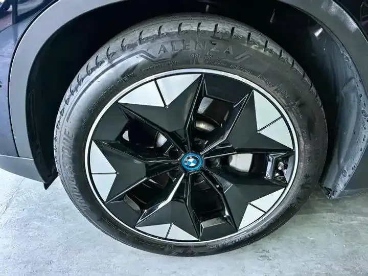 BMW iX3 2021 model change to create collar type 2