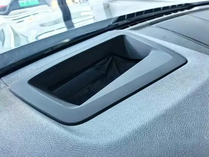 BMW iX3 2021 model change to create collar type 5