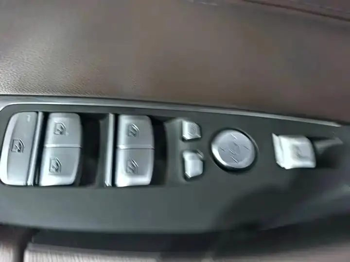 BMW iX3 2021 model change to create collar type 7