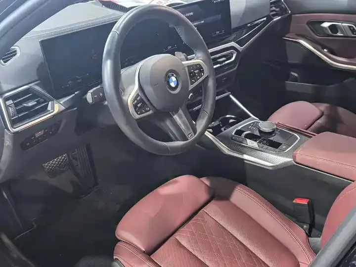BMW 3 Series 2024 325i M Sports Night Suit 3