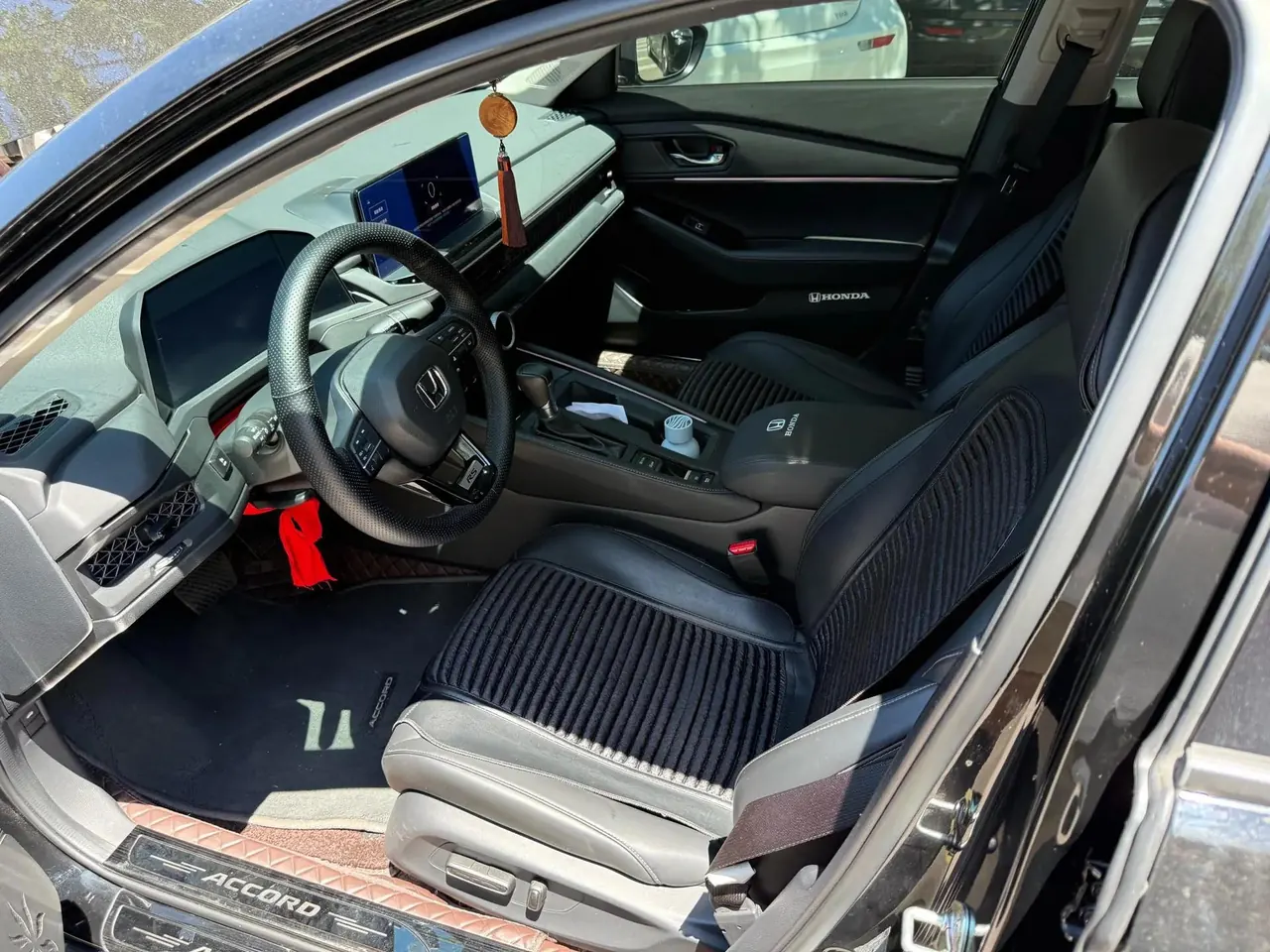 Honda 2023 Eleventh-Generation Accord 1.5T CVT 260TURBO Intelligent Edition Automatic Transmission 4