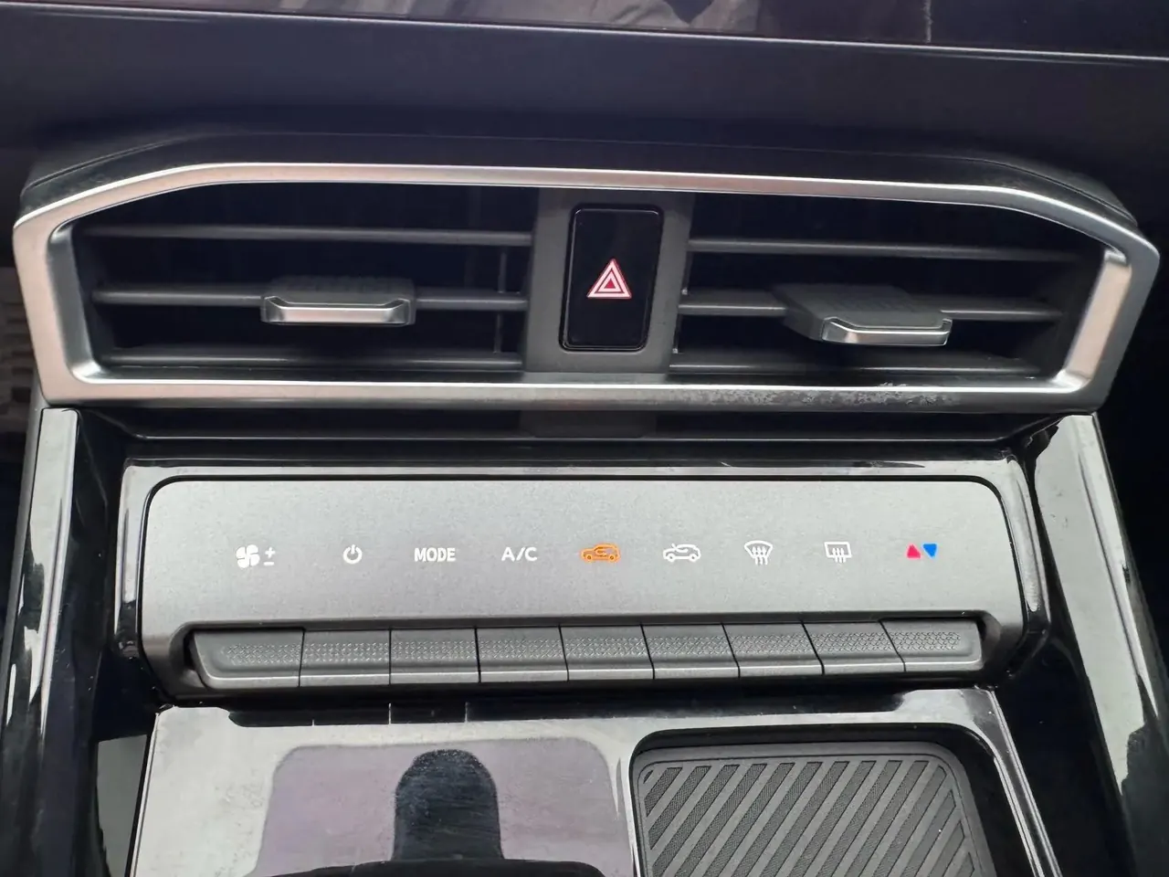 Jetour 2025 Dasheng 1.5T Deluxe Edition Automatic Gear 16