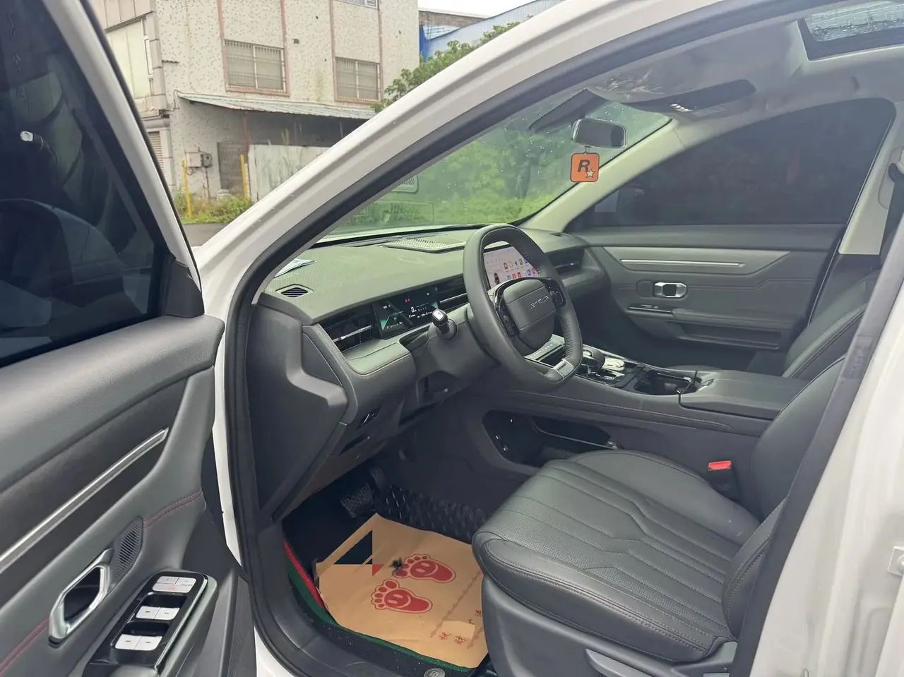 Jetour 2025 Dasheng 1.5T Deluxe Edition Automatic Gear 4