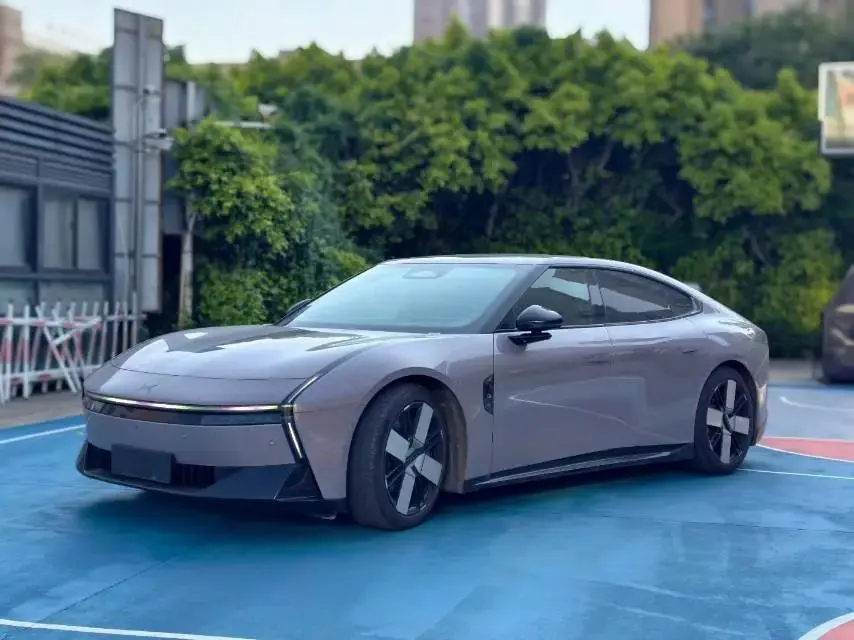 Открыть галерею: Xpeng 2025 P 7 750km High Performance Edition Automatic Gear