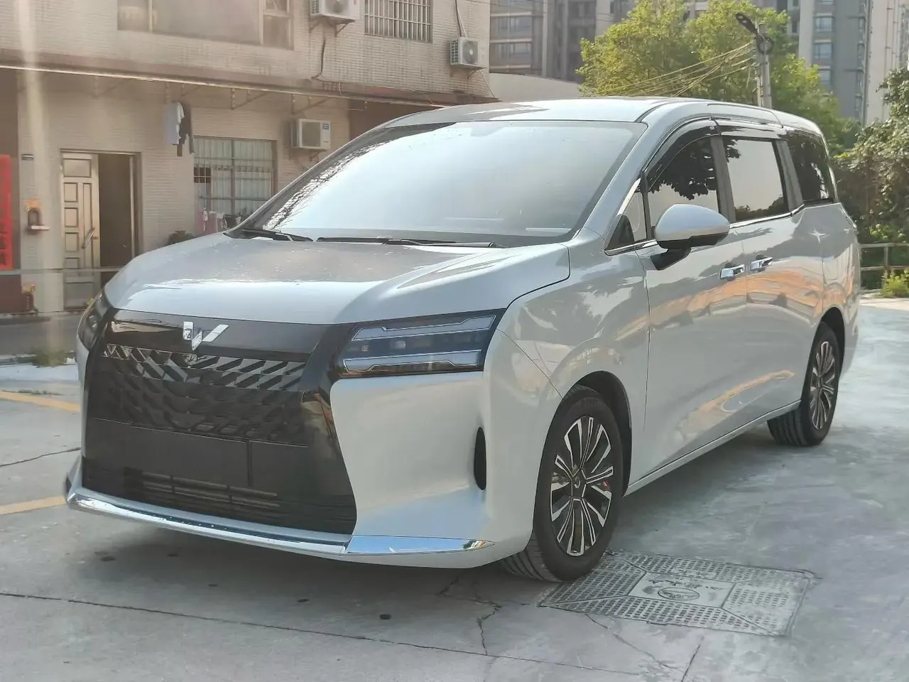 Открыть галерею: Starlight 730 2025 1.5T CVT Elite