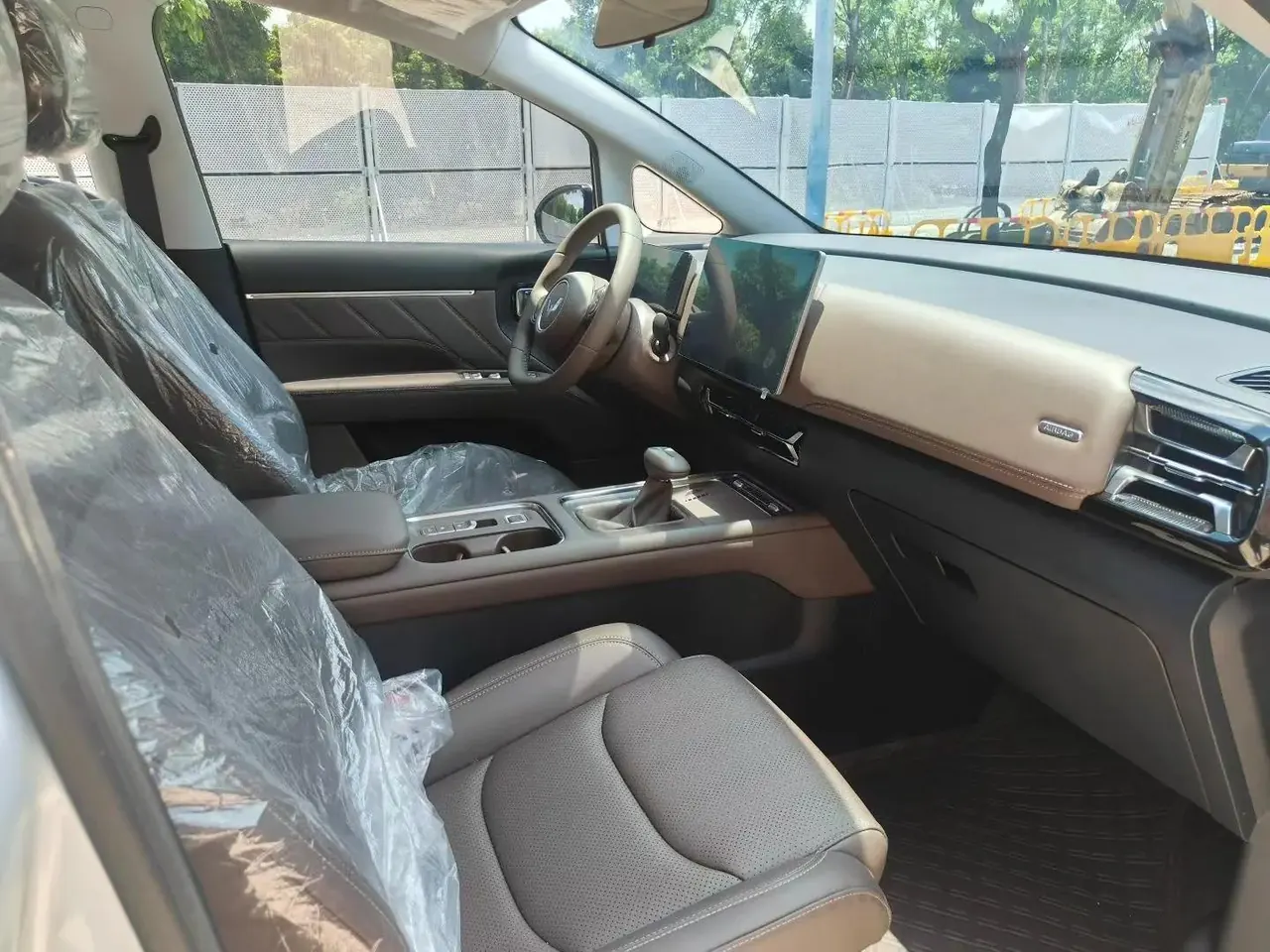 Starlight 730 2025 1.5T CVT Elite 4