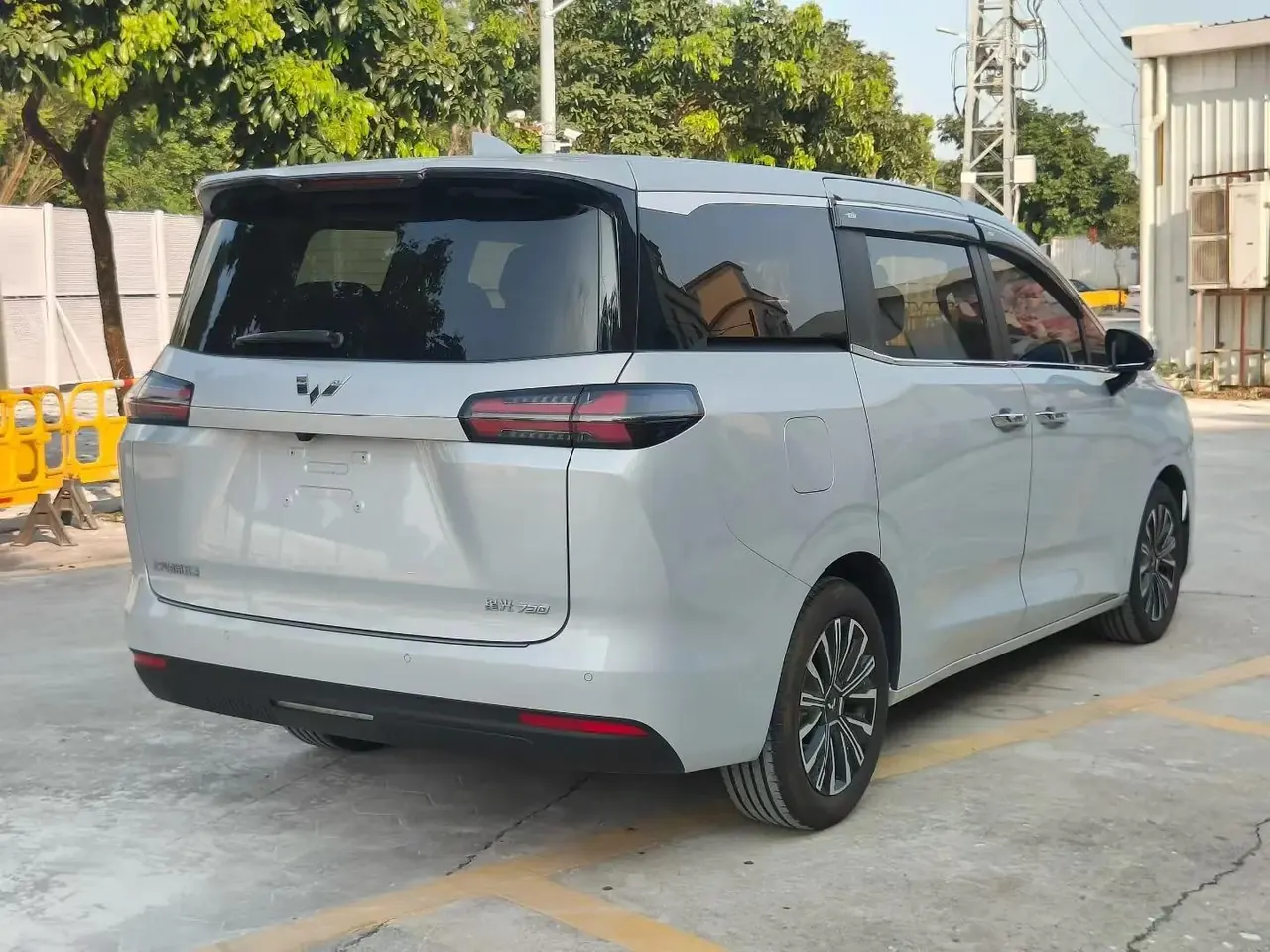 Starlight 730 2025 1.5T CVT Elite 7