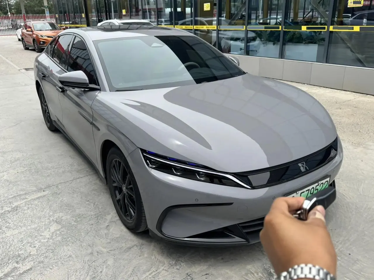 BYD 2025 Chinese DM-i 1.5T stepless 125KM elite automatic gear 3