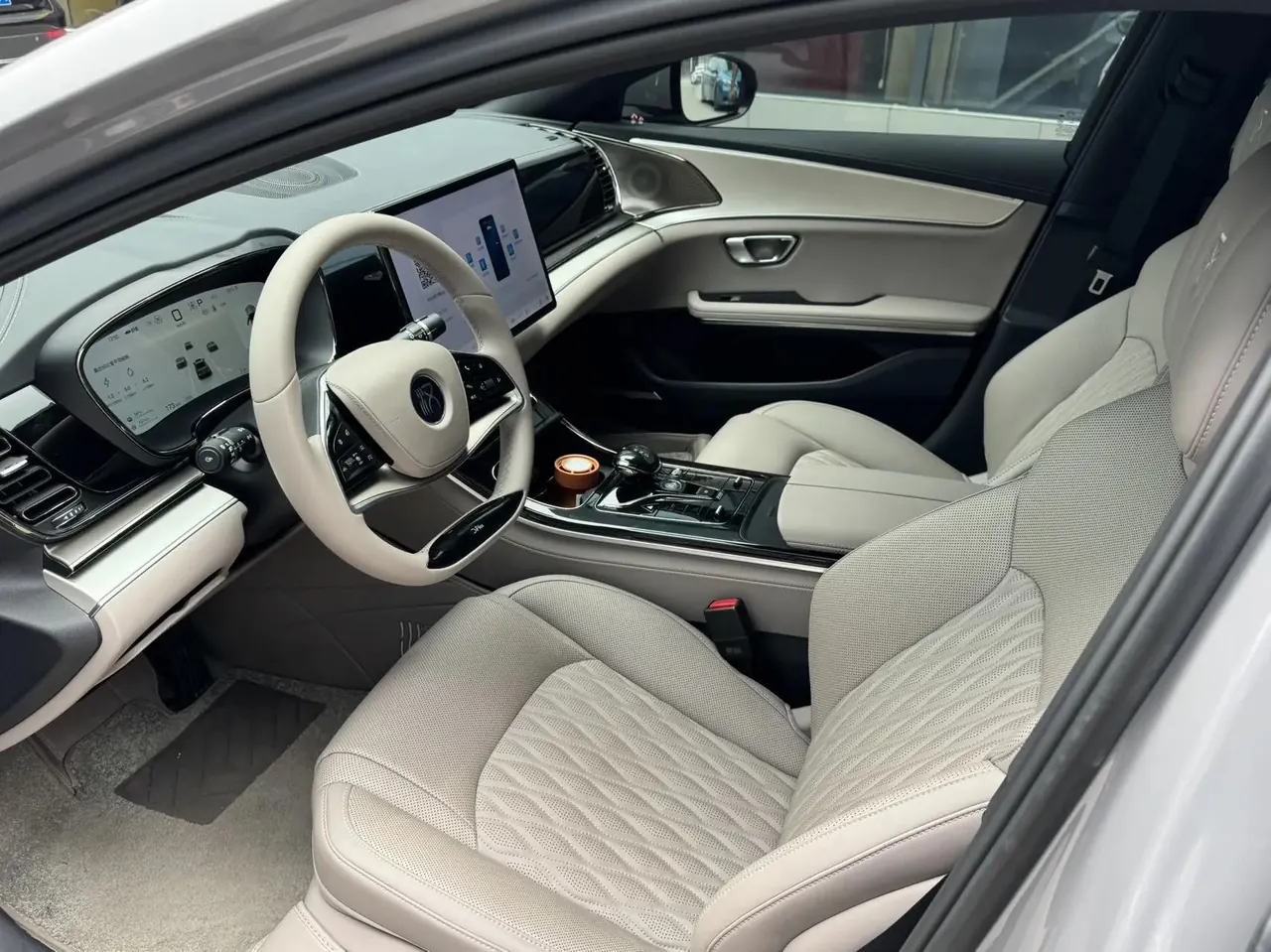 BYD 2025 Chinese DM-i 1.5T stepless 125KM elite automatic gear 6