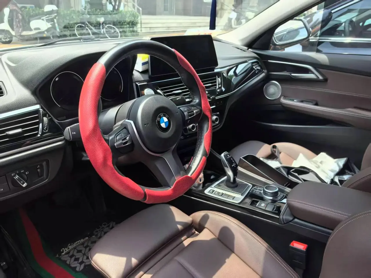 BMW 1 Series 2021 Changed to 120i M Sports Obsidian Night Edition 5