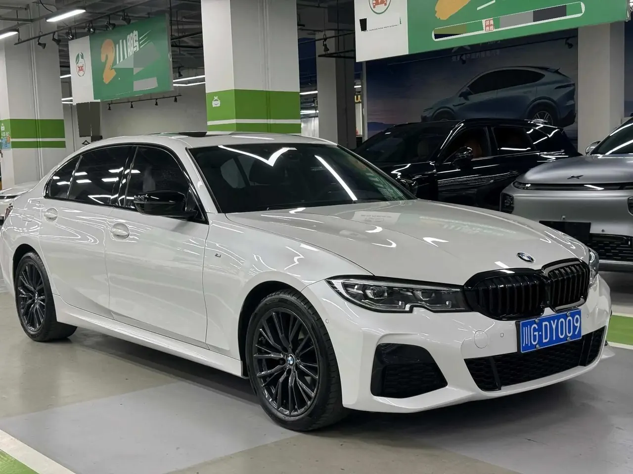 BMW 3 Series 2020 325Li M Sports Night Suit 3