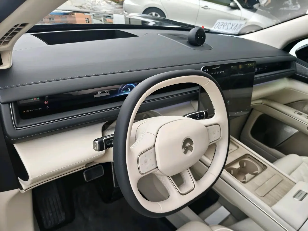 NIO 2026 ES8 6‑Seater Executive Luxury Edition Automatic Transmission 8