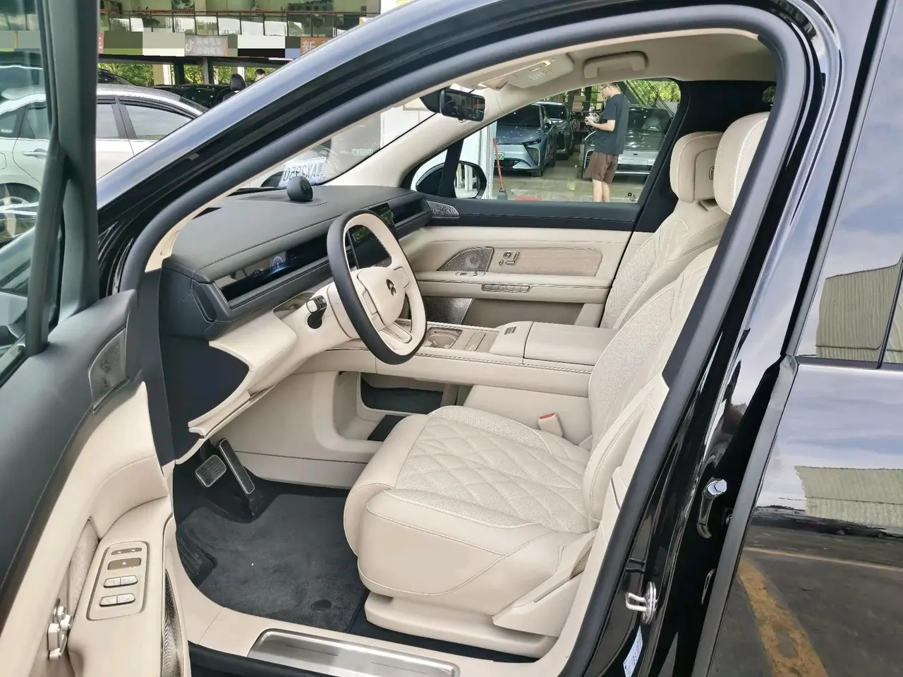 NIO 2026 ES8 6‑Seater Executive Luxury Edition Automatic Transmission 9
