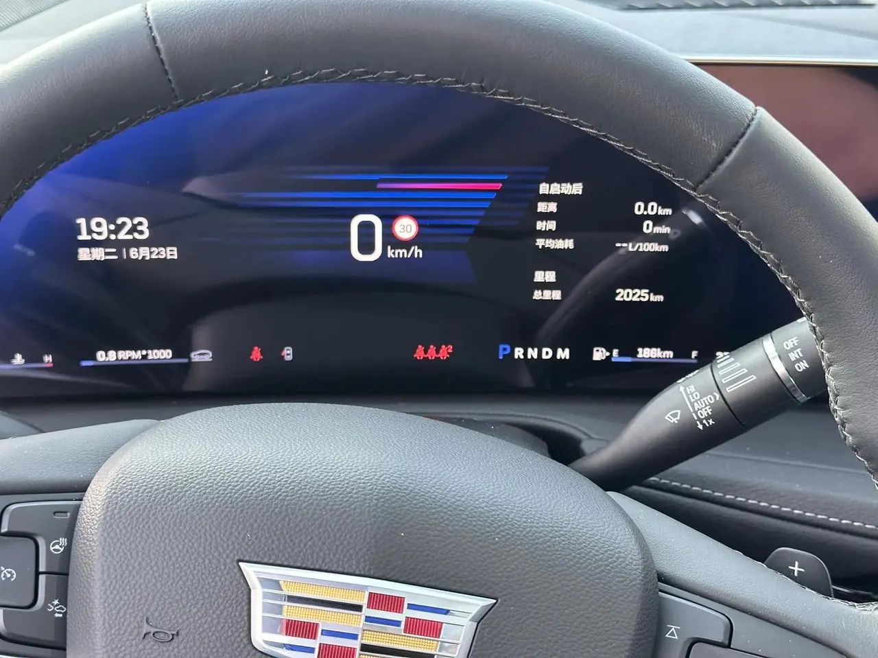 Cadillac XT4 2024 28T Two-Drive Luxury Model 8