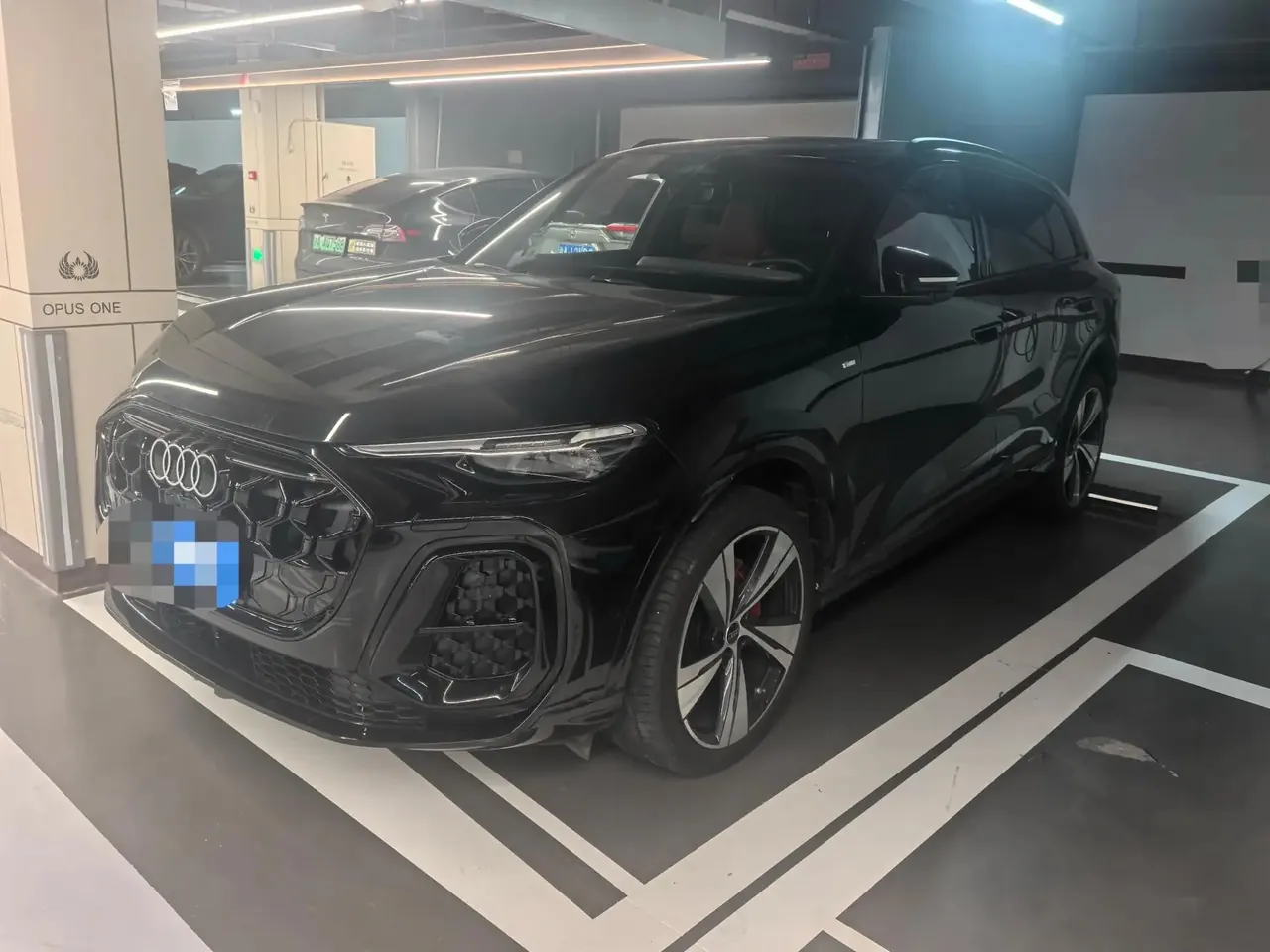 Открыть галерею: Audi 2026 Q5L 2.0T Smart Hybrid Premium Automatic Gear