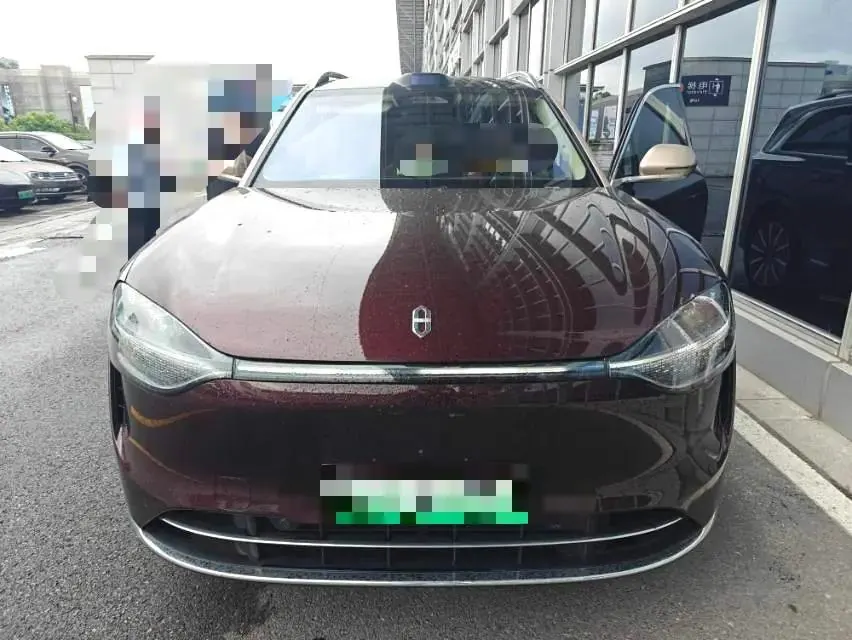 AITO 2025 Model AITO M9 Range-Extended Ultra Version 52kWh 5-Seater Automatic 2
