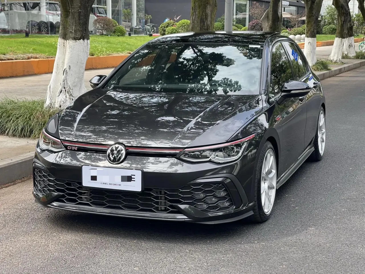Open image lightbox: Golf 2021 380TSI DSG GTI