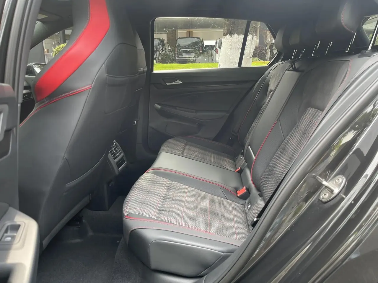 Golf 2021 380TSI DSG GTI 5