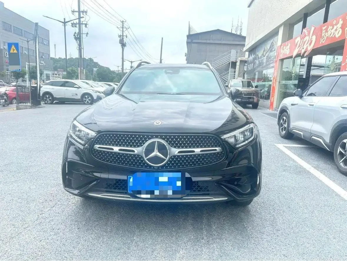 Mercedes Benz 2024 GLC 300 L 4MATIC 48V 2.0T dynamic 7-seat automatic gear 5
