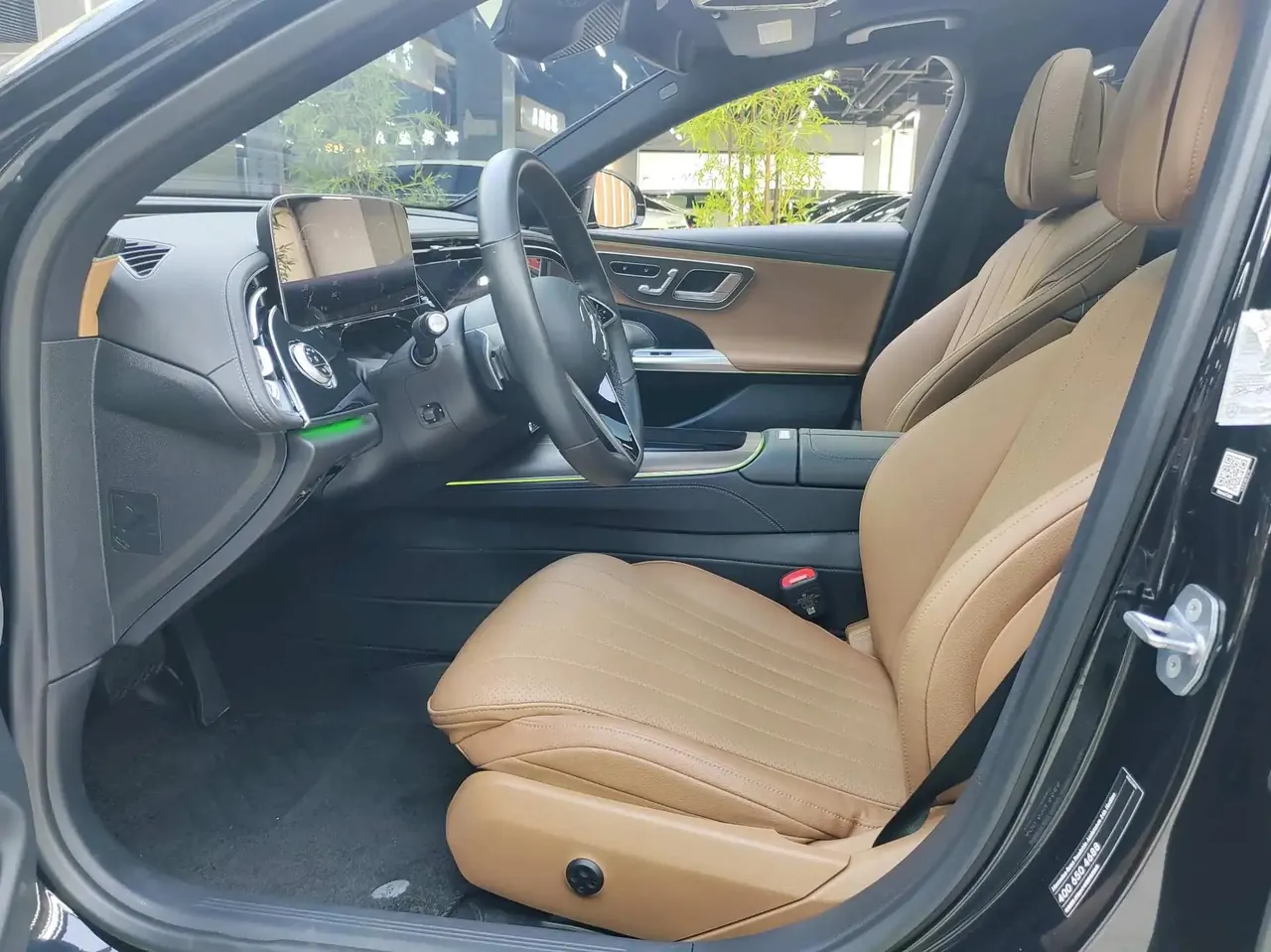 Mercedes Benz E-Class 2024 Model E 300 L 48V 2.0T Luxury Automatic 3