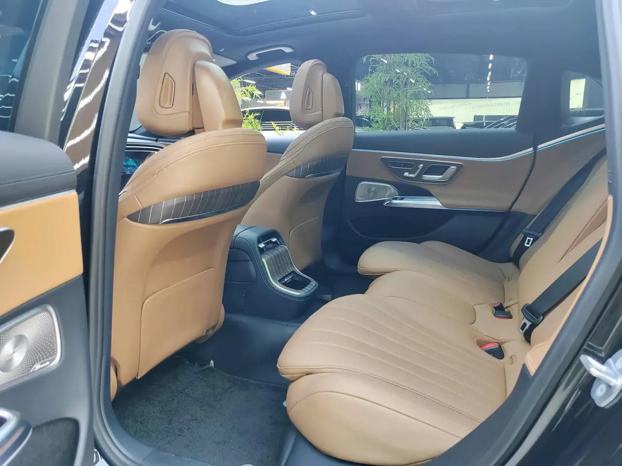 Mercedes Benz E-Class 2024 Model E 300 L 48V 2.0T Luxury Automatic 4