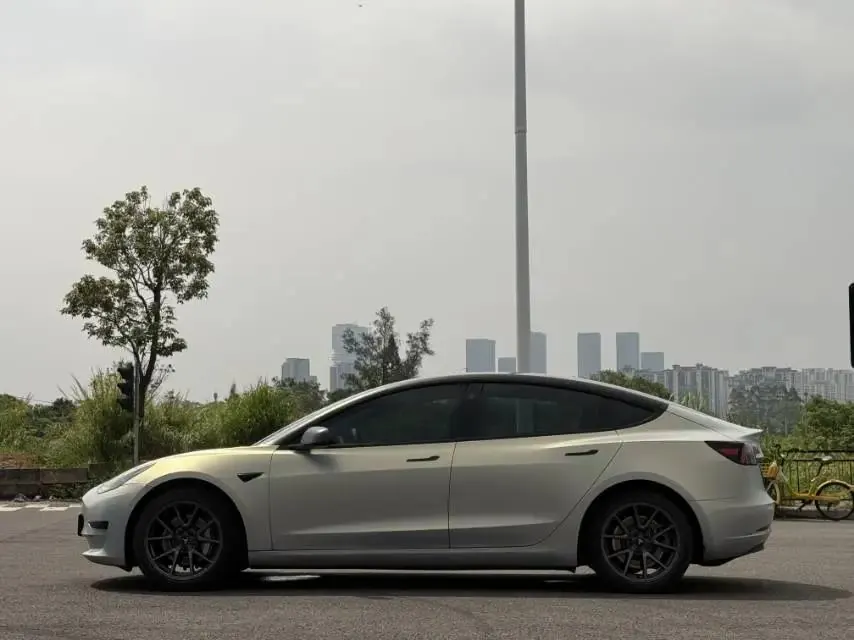 2021 Model 3 Standard Range Rear-Wheel Drive Upgrade Version 5
