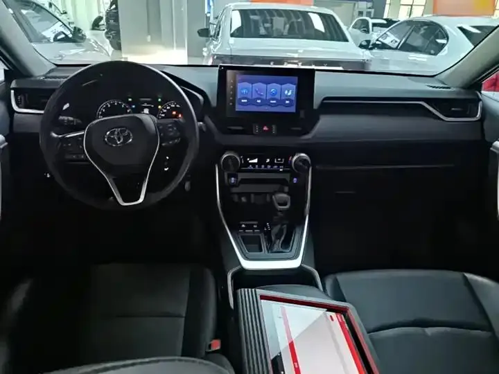 RAV4 RongFang 2021 2.0L CVT Two-Drive Urban Edition 10
