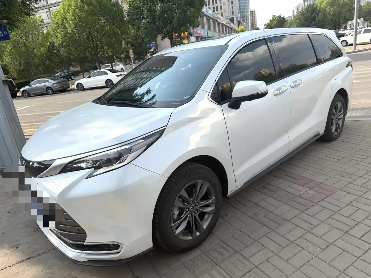 Toyota 2026 Sana 2.5 Stepless Four-wheel Drive Deluxe Edition Automatic Transmission - View 1