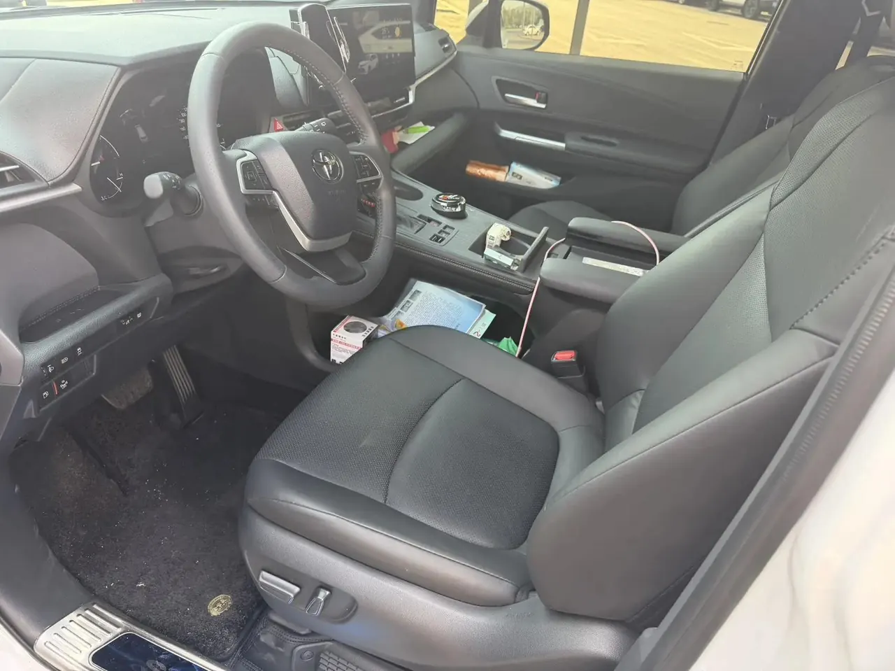 Toyota 2026 Sana 2.5 Stepless Four-wheel Drive Deluxe Edition Automatic Transmission 6