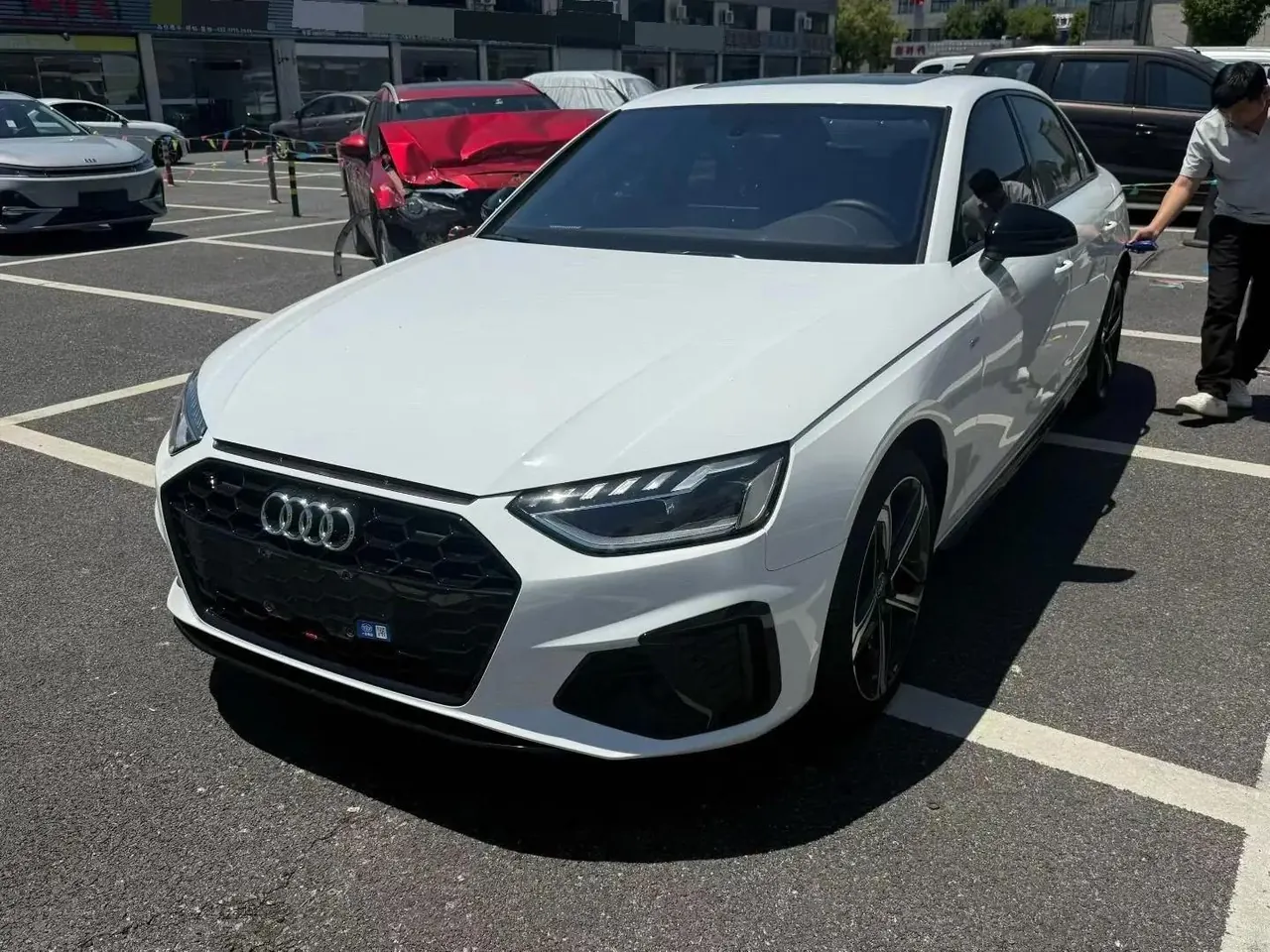 Audi 2025 A4L 2.0TFSI 40TFSI 2 Million Units Joy Edition Luxury Dynamic Version Automatic - View 1
