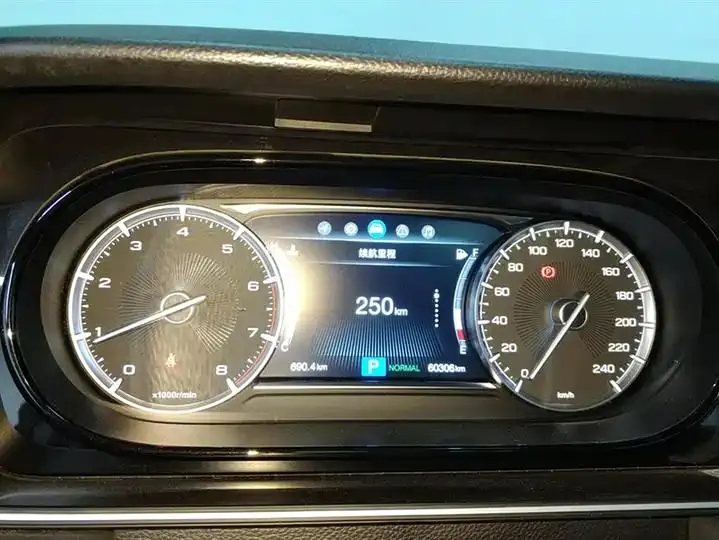 Chuanqi M6 2021 270T DCT Premium Edition (7 seats) 14
