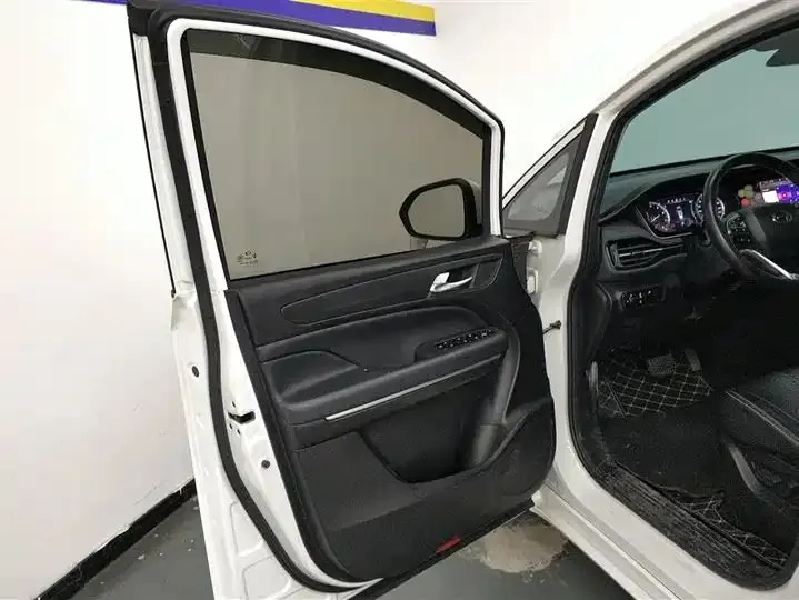 Chuanqi M6 2021 270T DCT Premium Edition (7 seats) 7