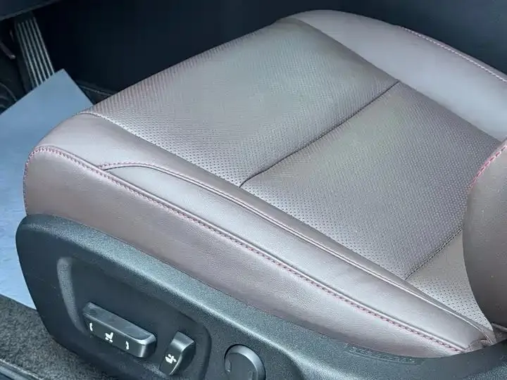Lexus RX 2020 model modified 300 four-wheel drive elegant version 21