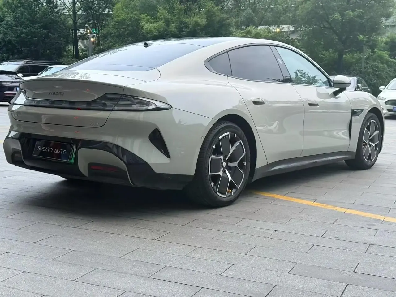 MI SU7 2024 model, 700km range, rear-wheel-drive long-range intelligent driving version 3