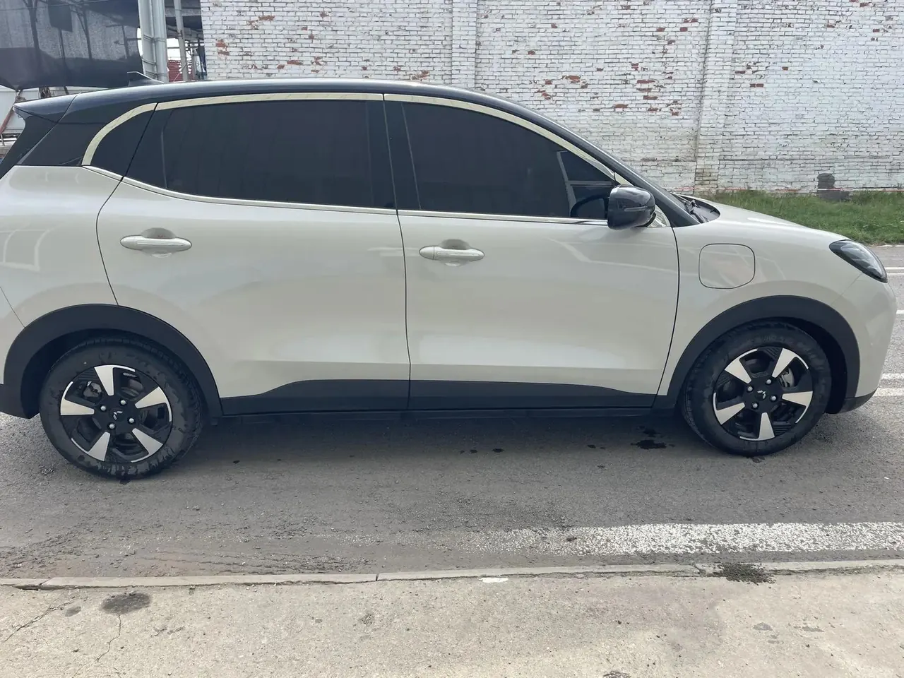 WuLing Plantronics PLUS 2024 510km Flagship 5