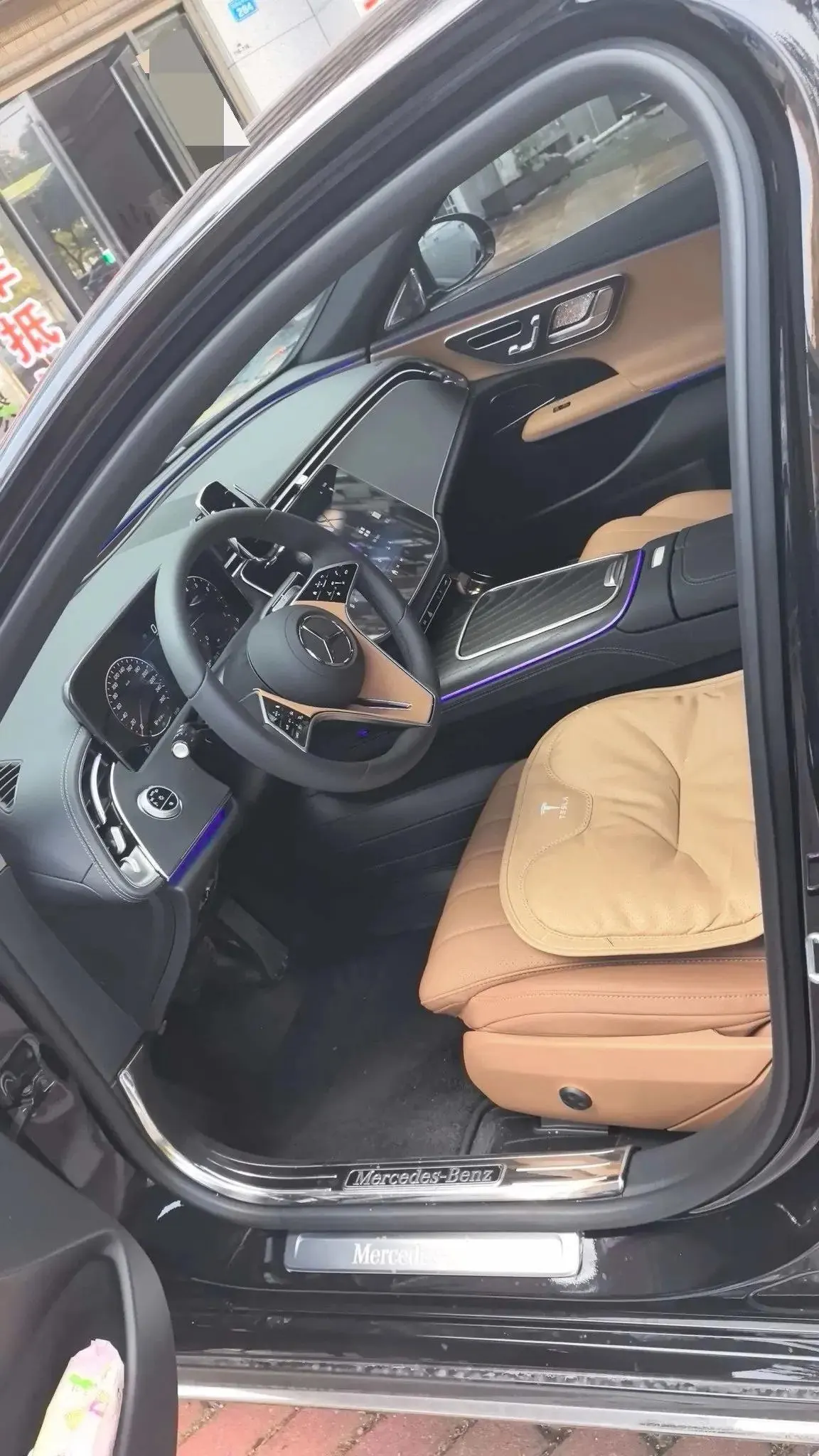 Mercedes Benz E Class 2026 E 260 L 48V 2.0T Classic Automatic Gear 3