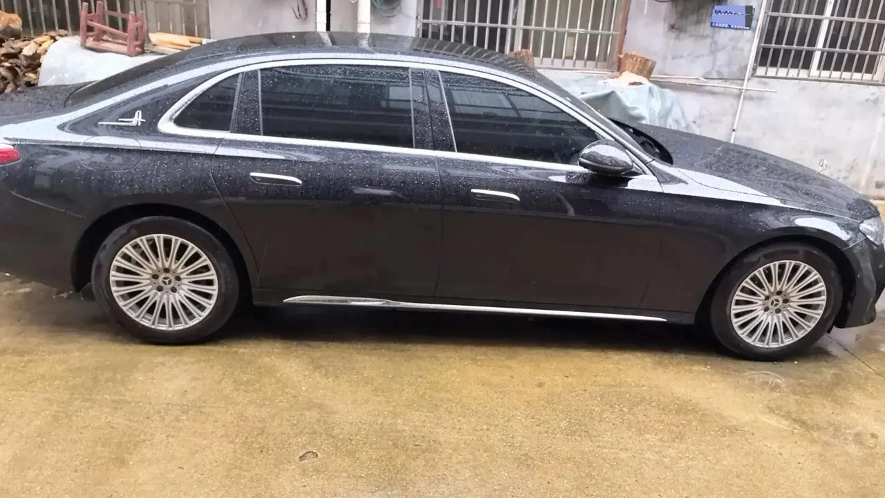 Mercedes Benz E Class 2026 E 260 L 48V 2.0T Classic Automatic Gear 5