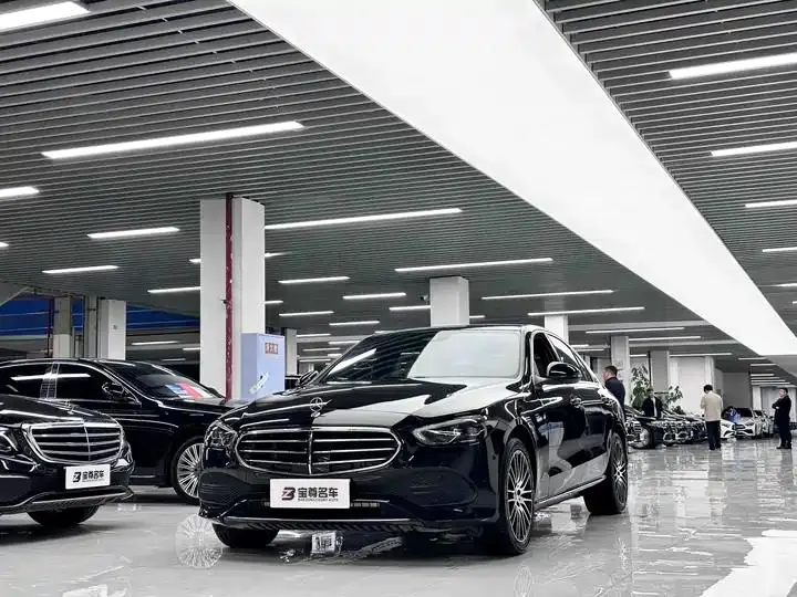 Mercedes Benz Class C 2022 to C 260 L - View 1